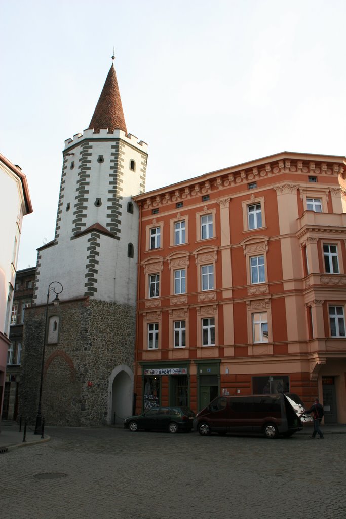 Prudnik, wieża nad Dolną Bramą