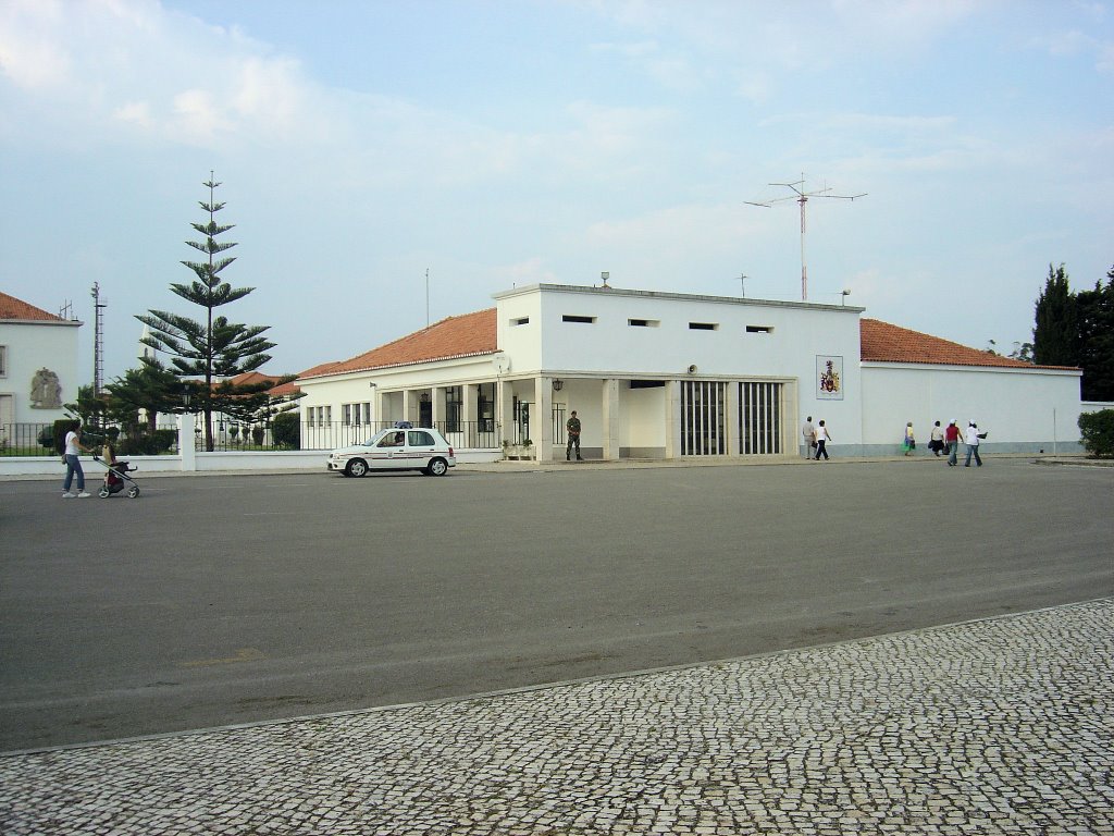 Regimento de Comandos, Porta de Armas