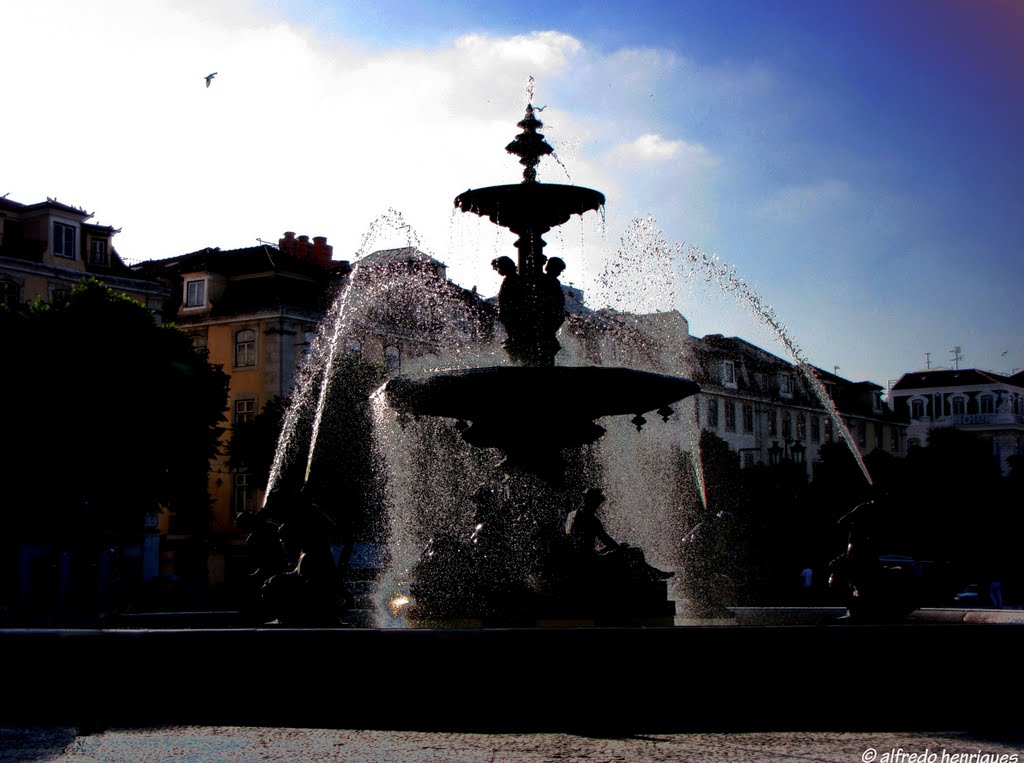 LISBOA -  Rossio, fonte *** LISBON - Rossio, fountain