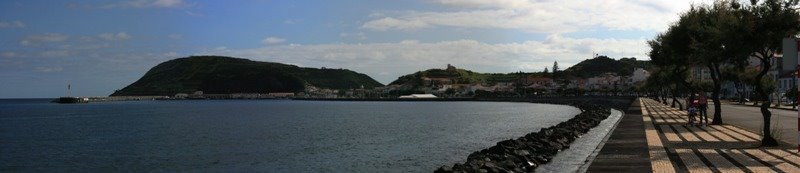 Le rivage de Horta