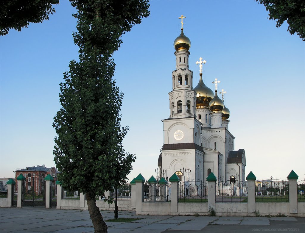 Спасо-Преображенский собор в Абакане (фото 3)