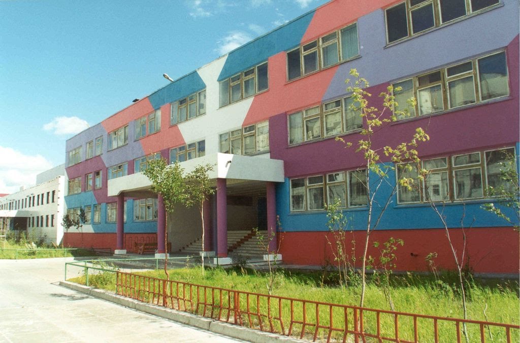 школа №8, бассейн 6 мкр.