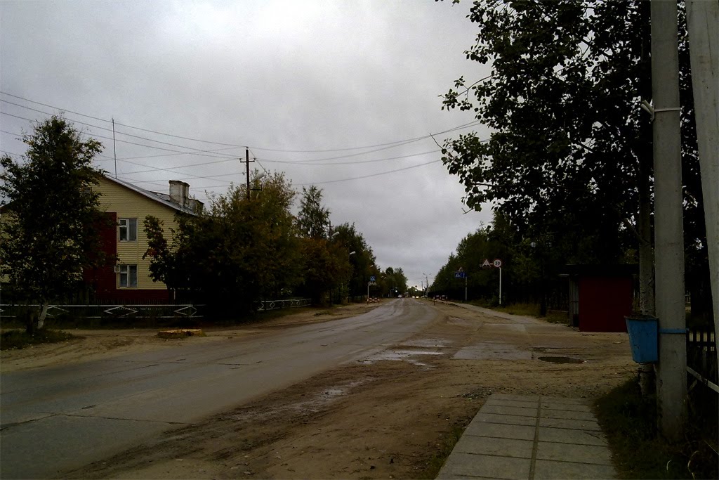 Возле первой школы.