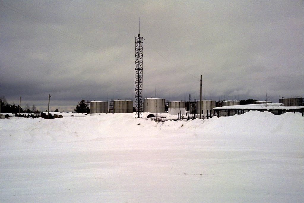 Бензохранилище