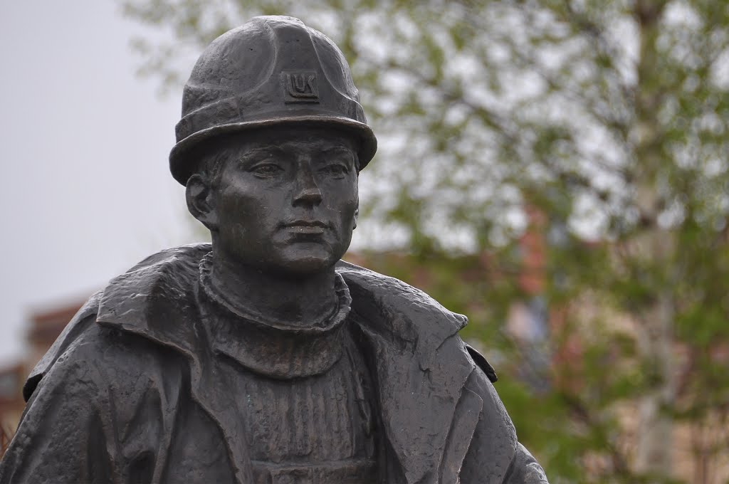 Detail of sculpture "After the work" by Andrey Kovalchuk