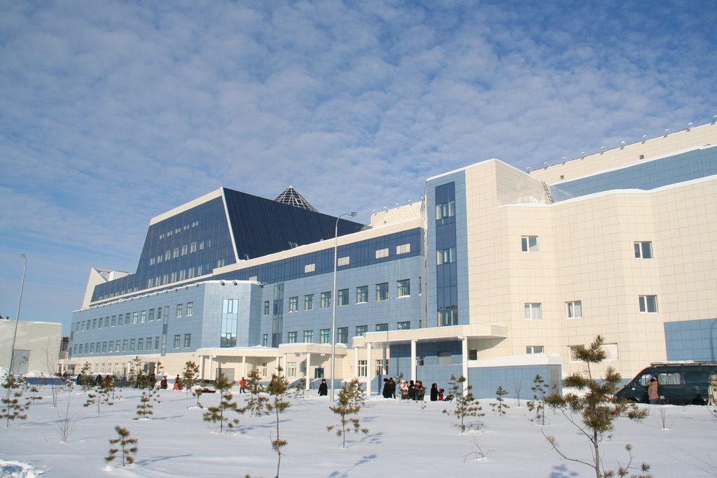 Сургутский университет (апрель 2009)