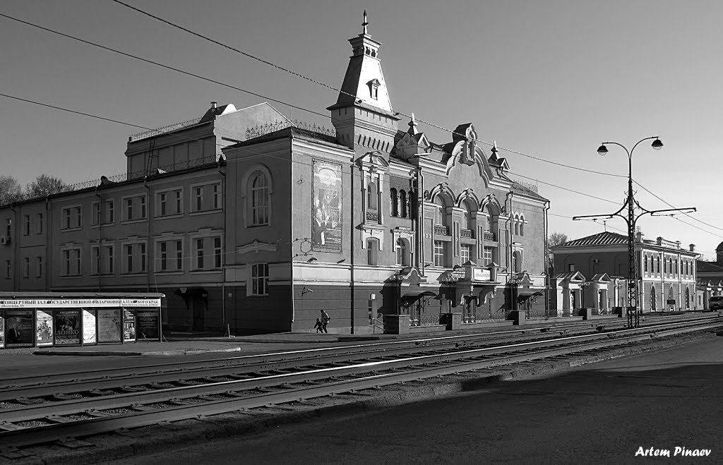 Старый Барнаул / ул. И. Ползунова / Государственная филармония Алтайского края. Ранее "Народный дом" (построен в 1898—1900 годах).
