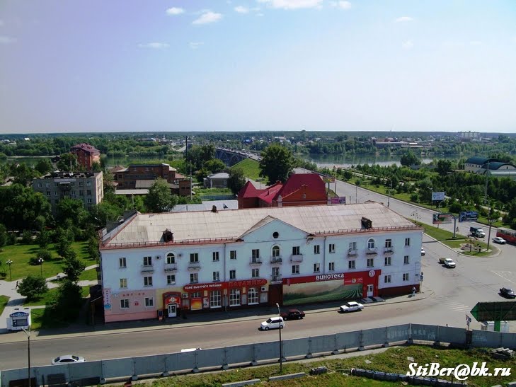 Коммунарский, 14 [10 эт]