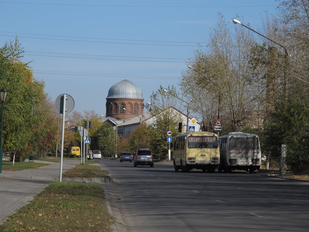 Бийск. Завод "Электропечь". Это был Собор Александра Невского