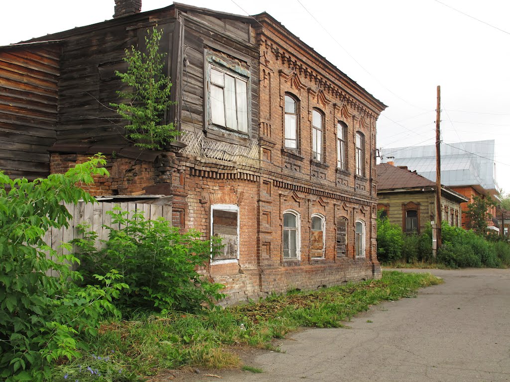 Бийск. Крепостная, 5