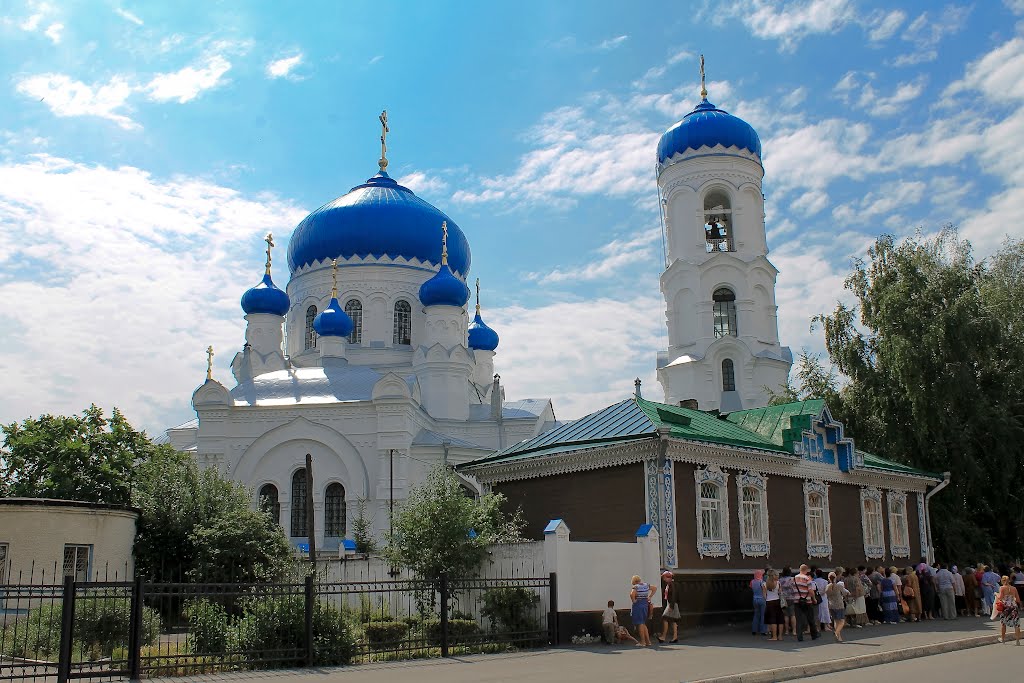 Успенский собор г. Бийск,прибытие  мощей Святителя Николая
