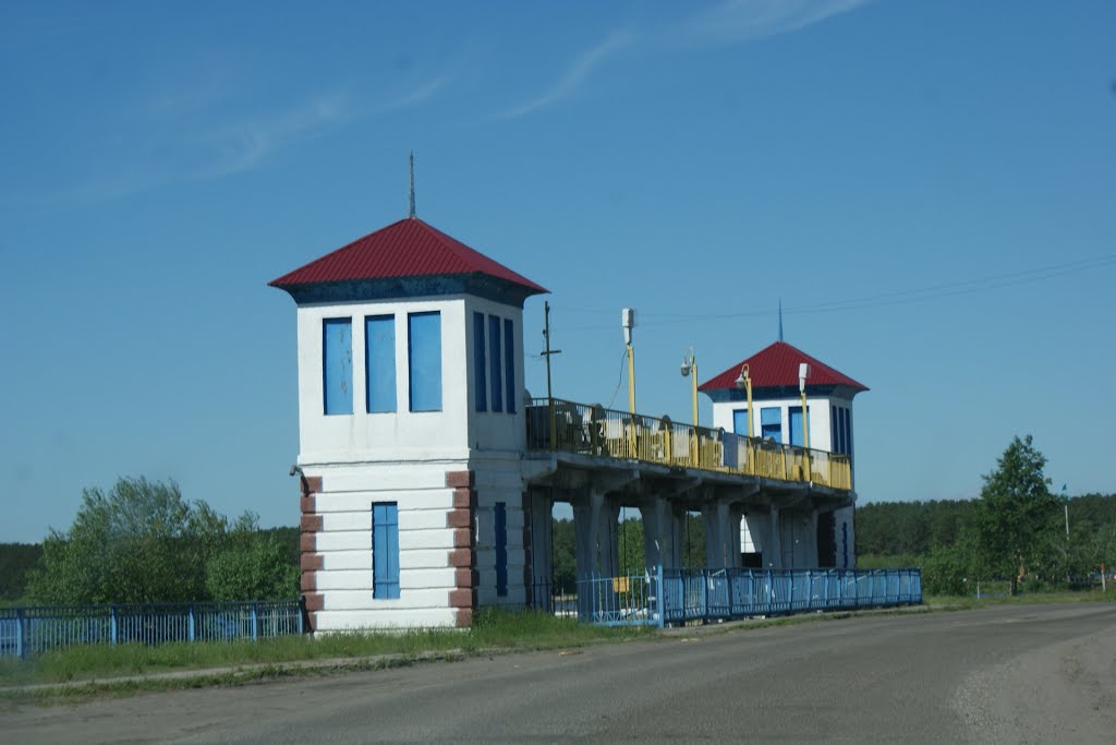 Плотина в Павловске