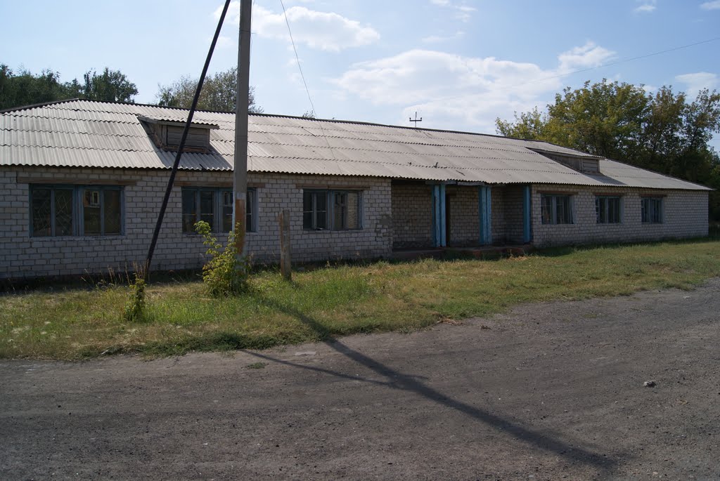 Бывший школьный интернат