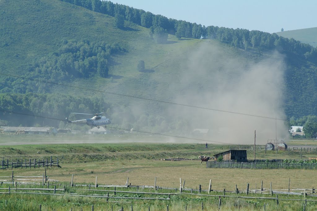 Вертолёт в Солонешном