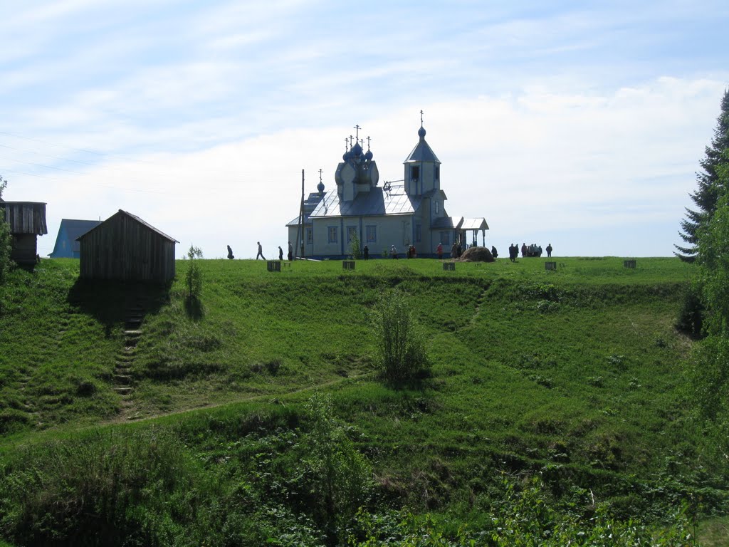 Церковь в Верхней Тойме