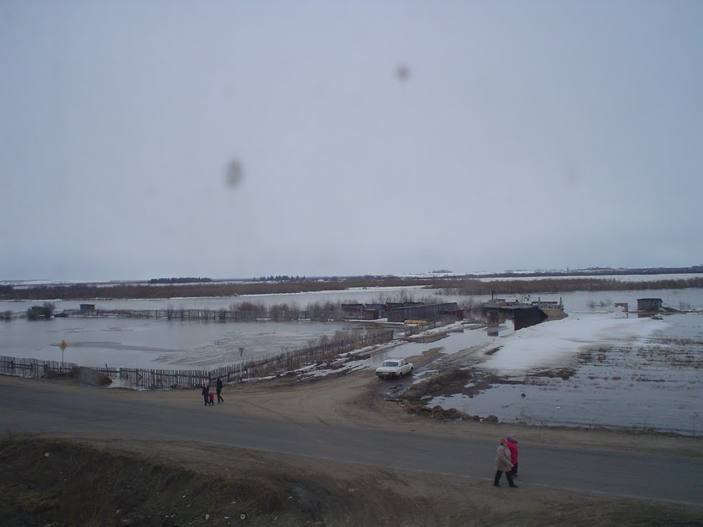 Ледоход в Холмогорах