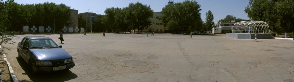 В центре Нариманова