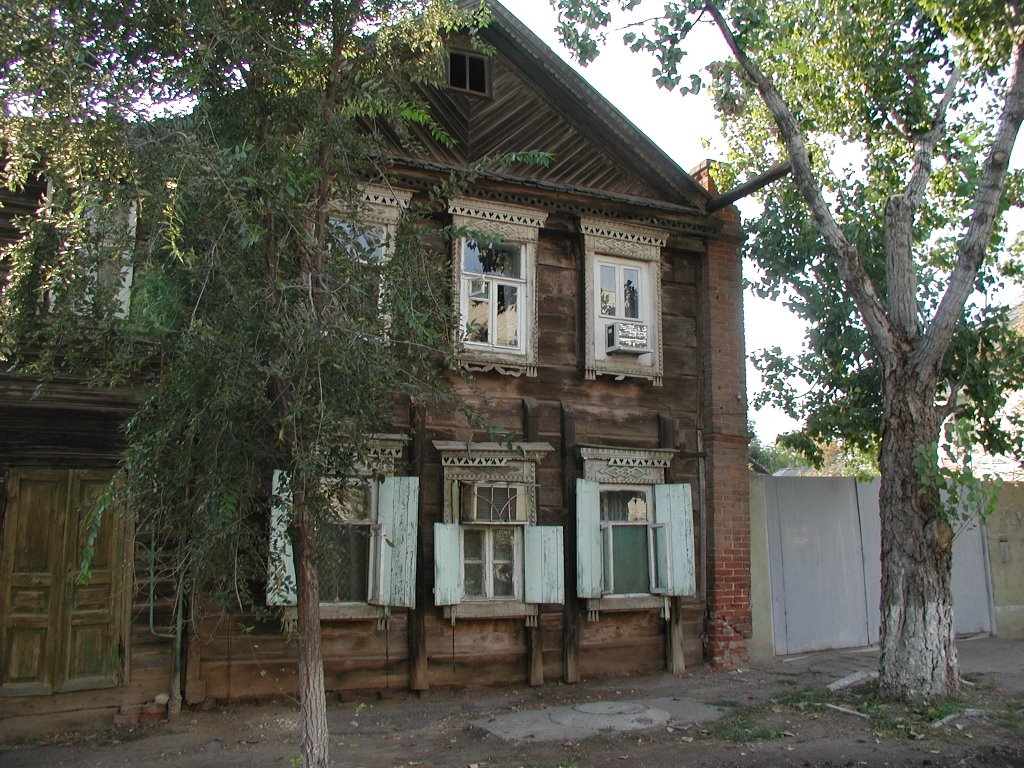 Air-conditioned wooden Astrahan