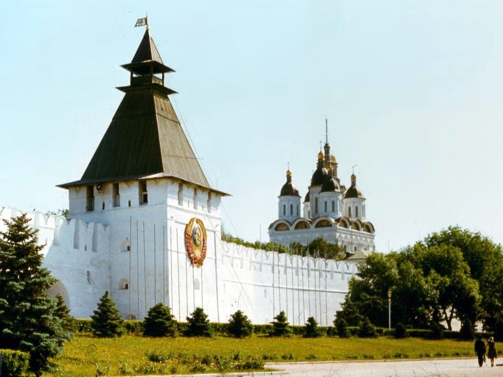 Астраханский кремль, 80-е годы