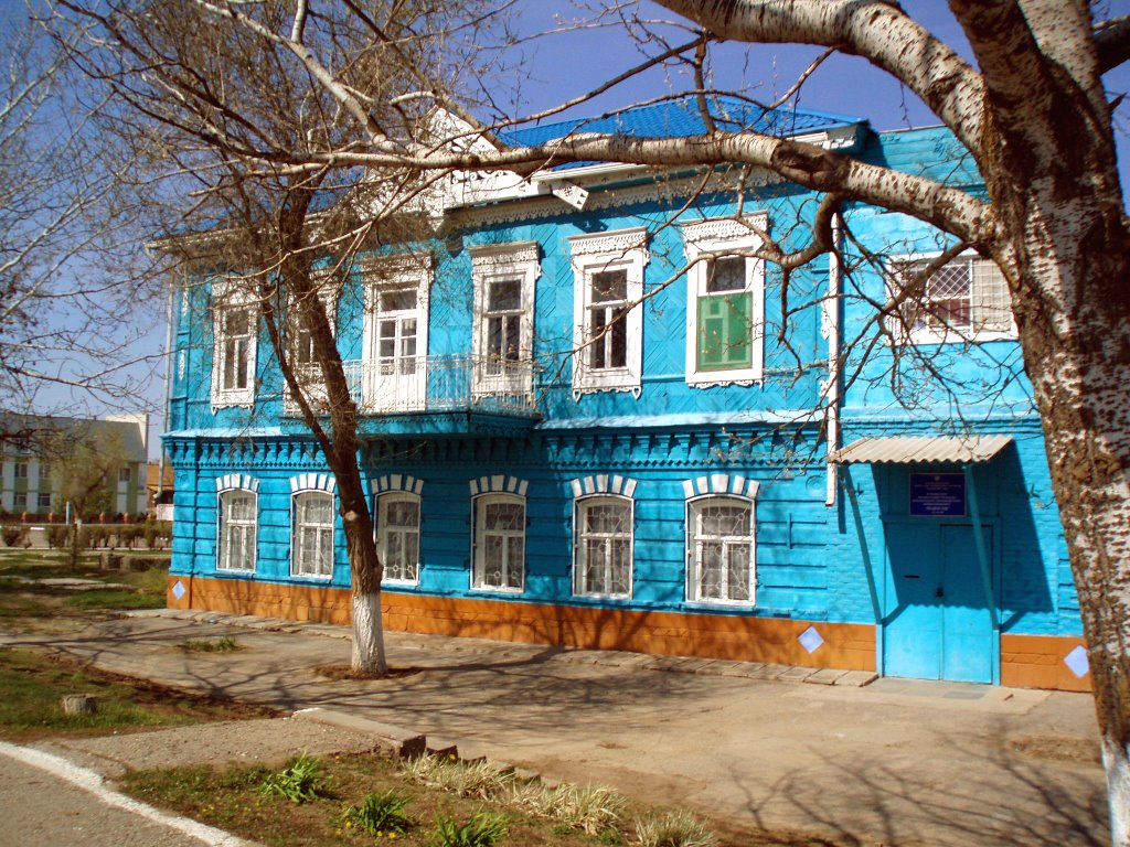 дом на набережной