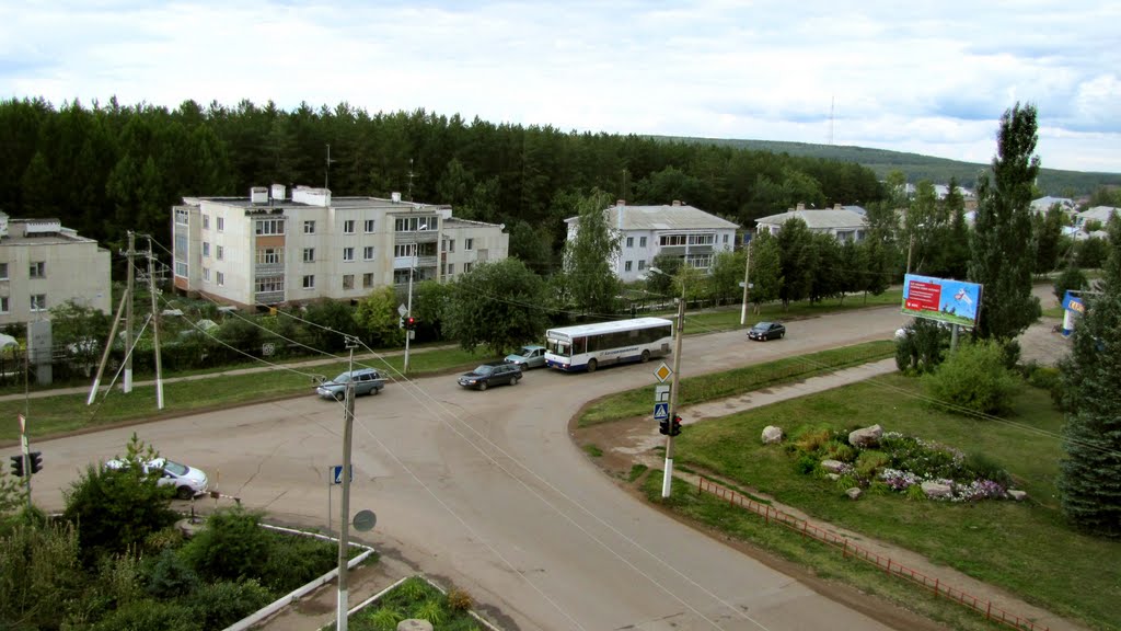 перекресток ул.Ленина и Революционнеров