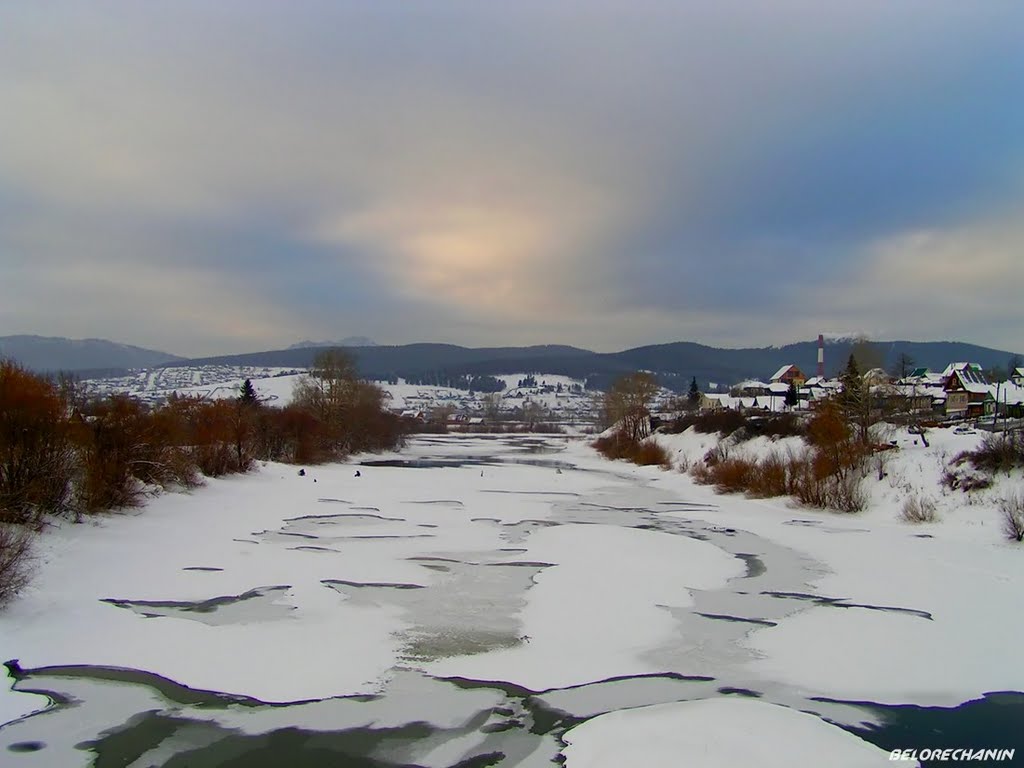 Река Белая. Зима. (White River. Winter.)