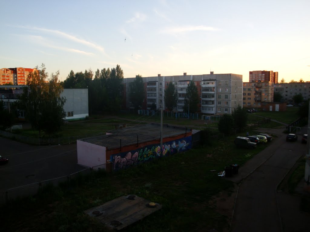 с балкона Юлии