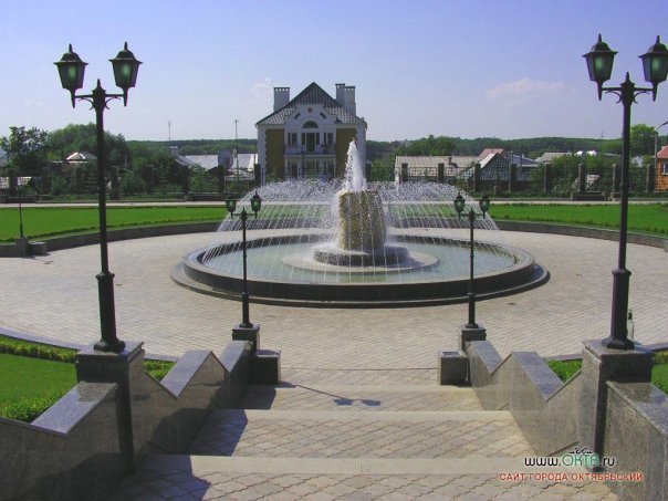 Fountains near to University (Фонтаны рядом с Университетом)