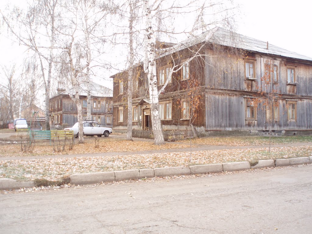 Салават, ул. Б.Хмельницкого осень 2009