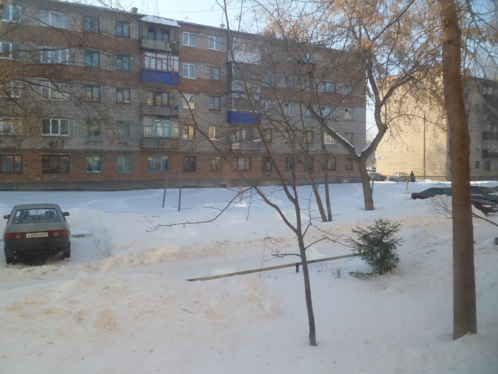 вид на 30 лет победы