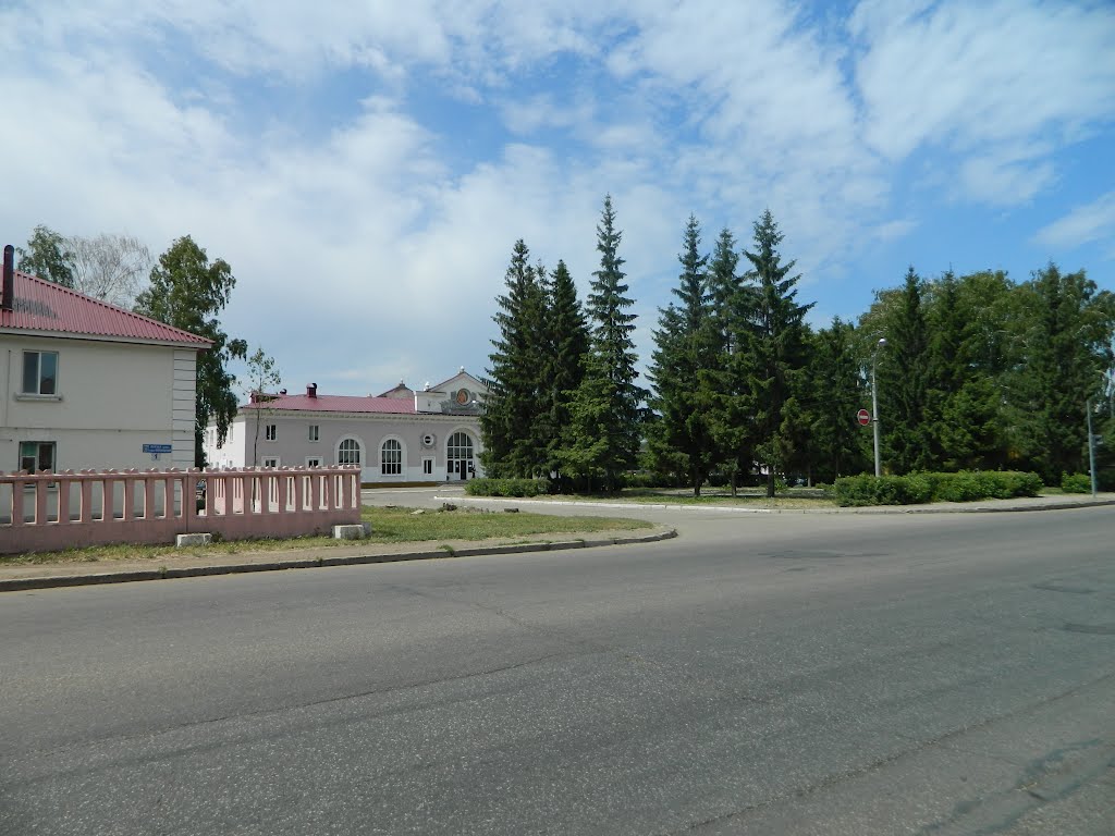 Здание железнодорожного вокзала г. Салават