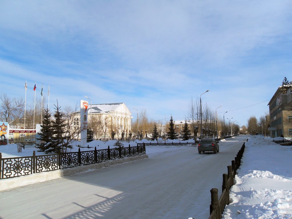 Возле офиса Башкирского медно-серного комбината (БМСК)