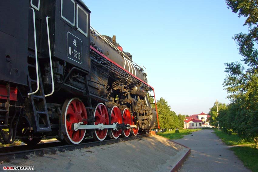 Памятник "Паровоз"