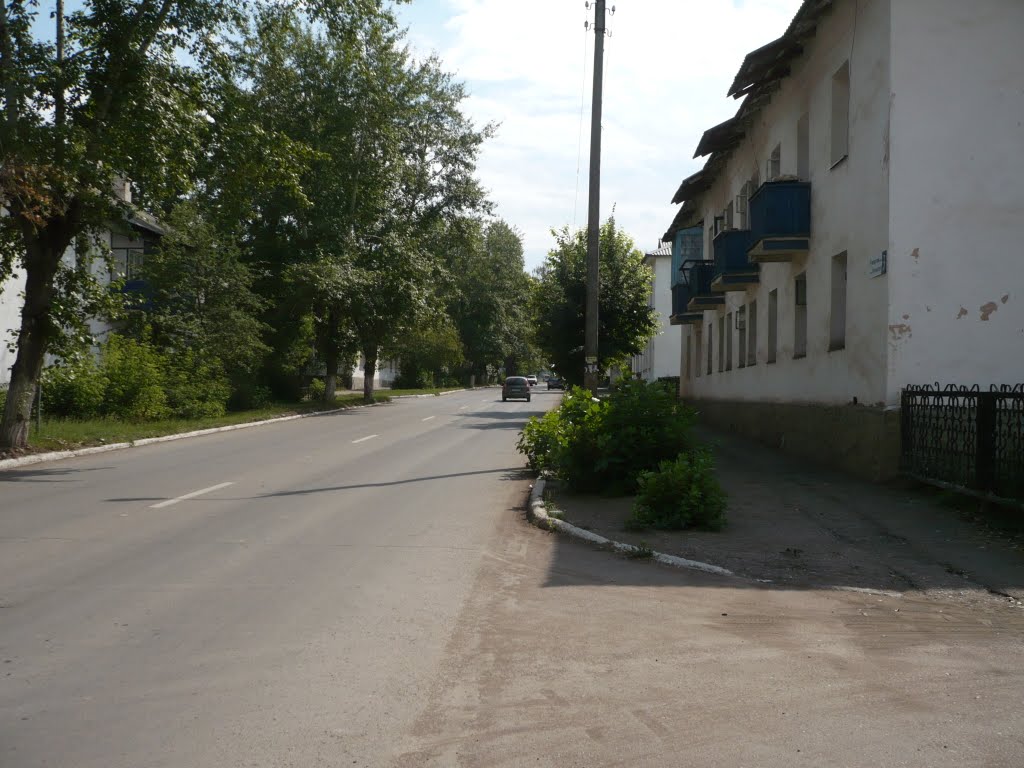 ул. Луначарского 3