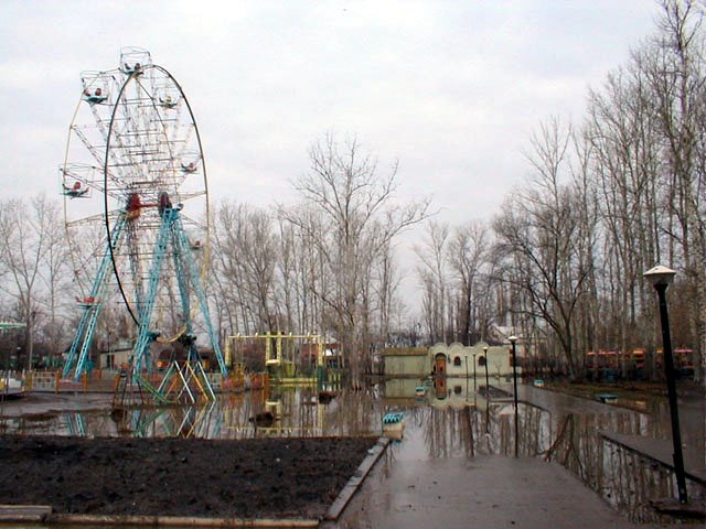 парк весной