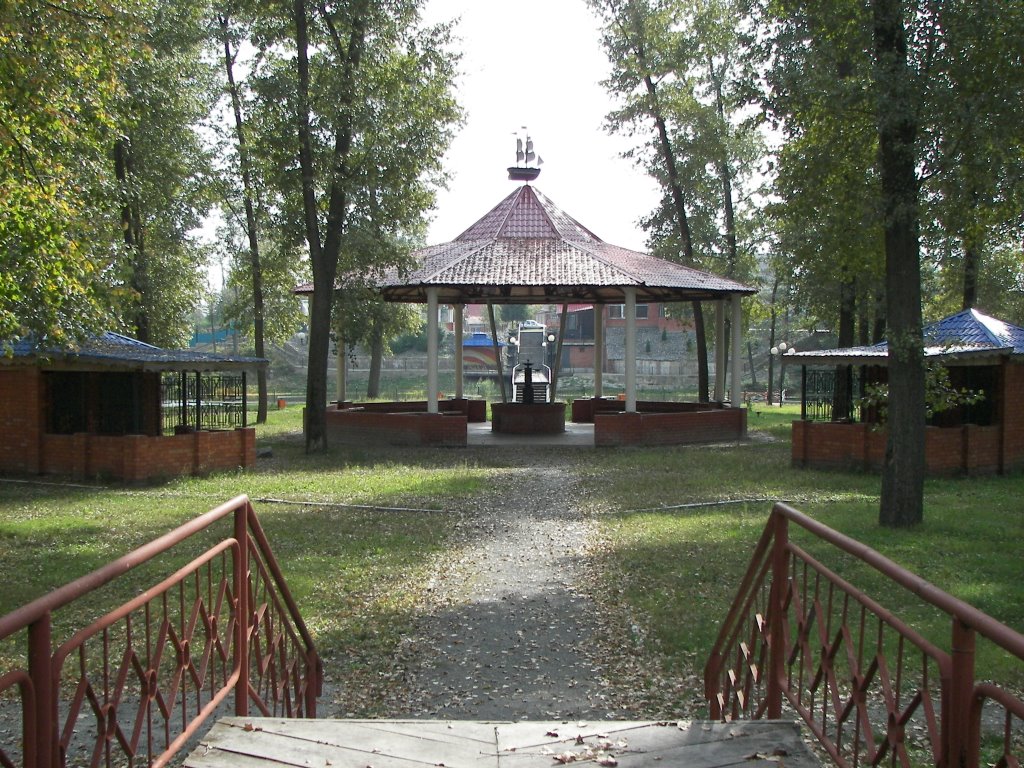 Парк на острове - центральный павильон