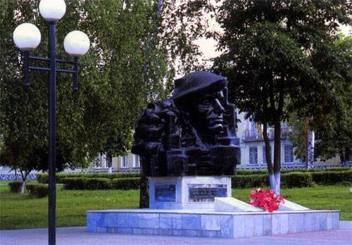 Памятник погибшим афганцам