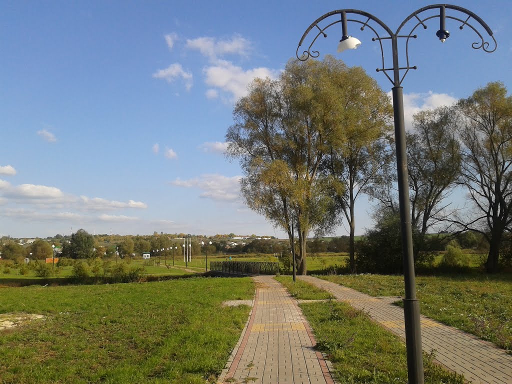 Короча, аллея