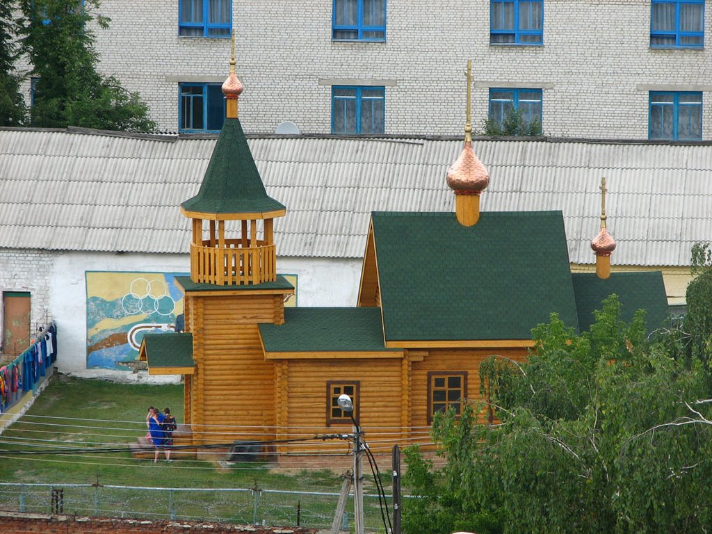 Храм в женской колонии