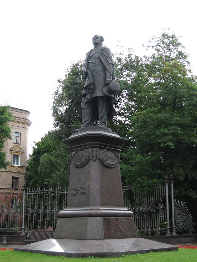 Monument of famous poet Tutchev