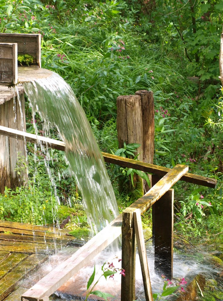 Брянский водопад / Bryansk Waterfall