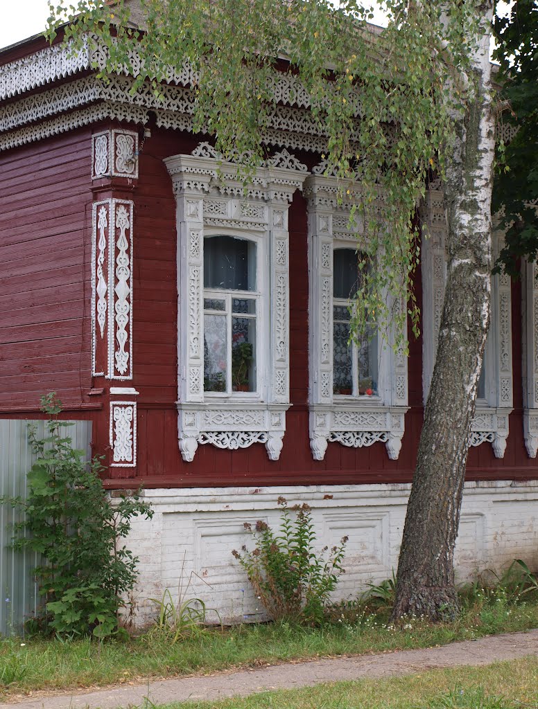 Резьба. Ул. Республиканская / Fretwork. Respublikanskaya street