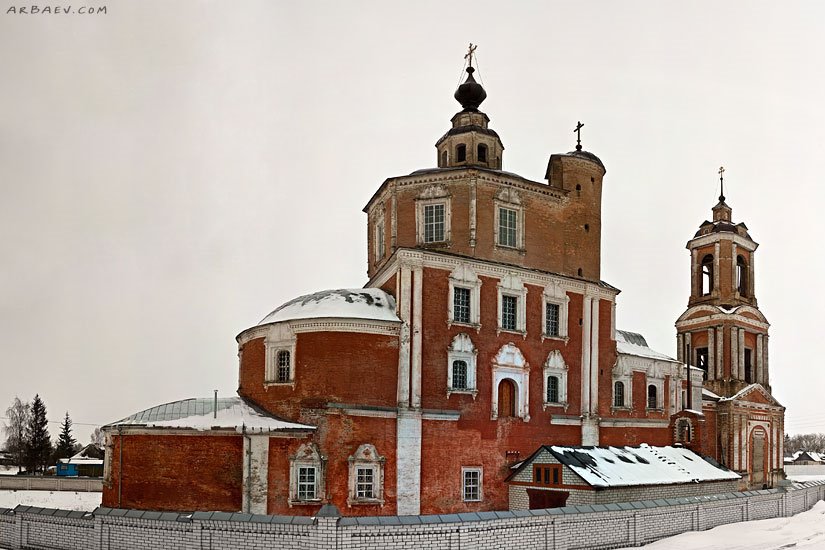 Церковь Воскресения на Бережке