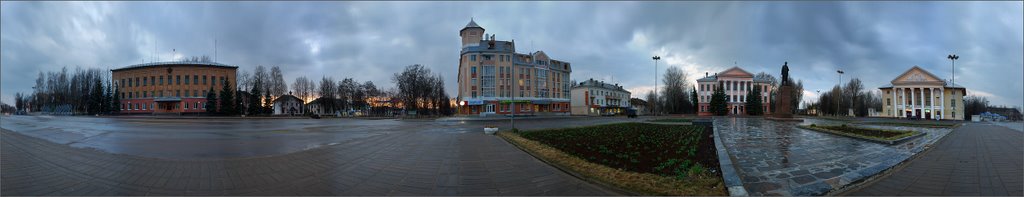 Dyatkovo. Центральная площадь.