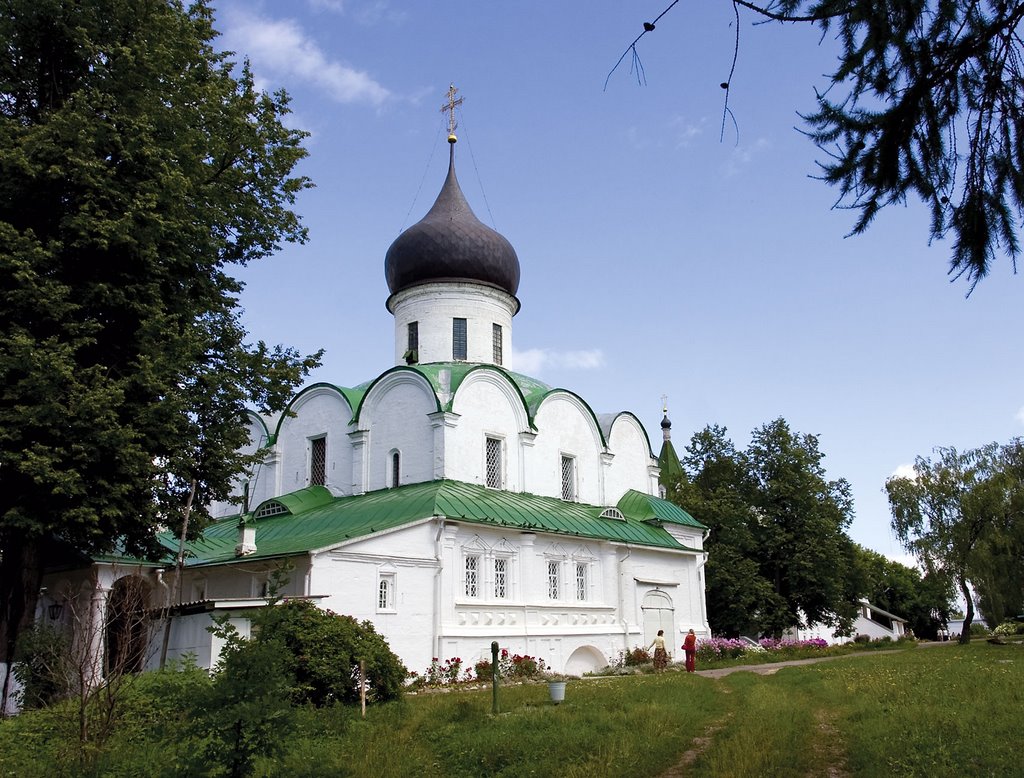 Troitsky Cathedral / Alexandrov Kremlin, Russia
