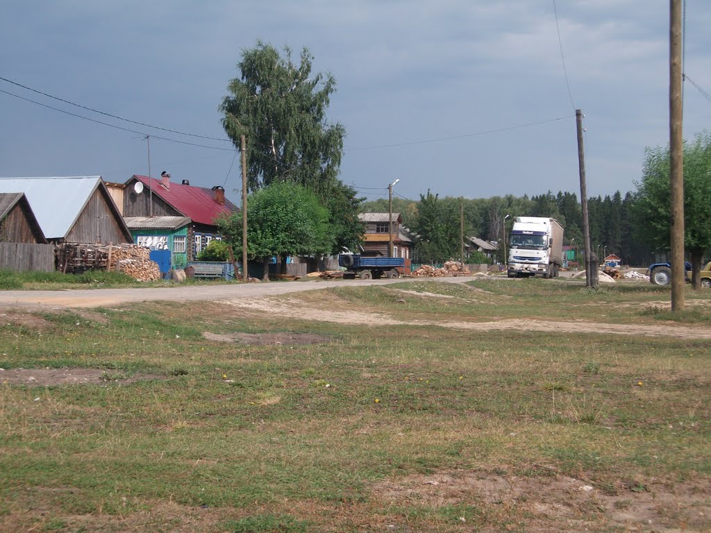 На ул. Комсомольская.