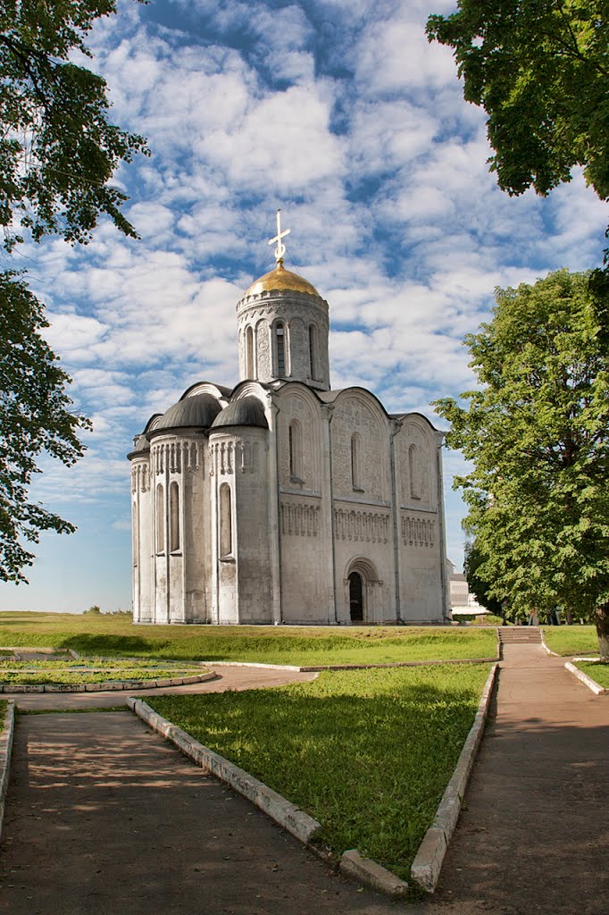 Дмитриевский собор (Владимир).