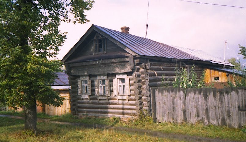 Бывший дом Штарёвых (Резьба по дереву!)