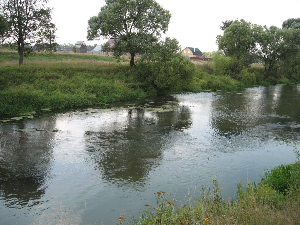 Река