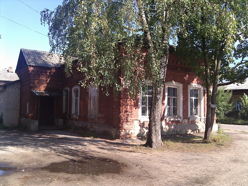 ул. Коммунальная, Детская спортивная школа, август 2012